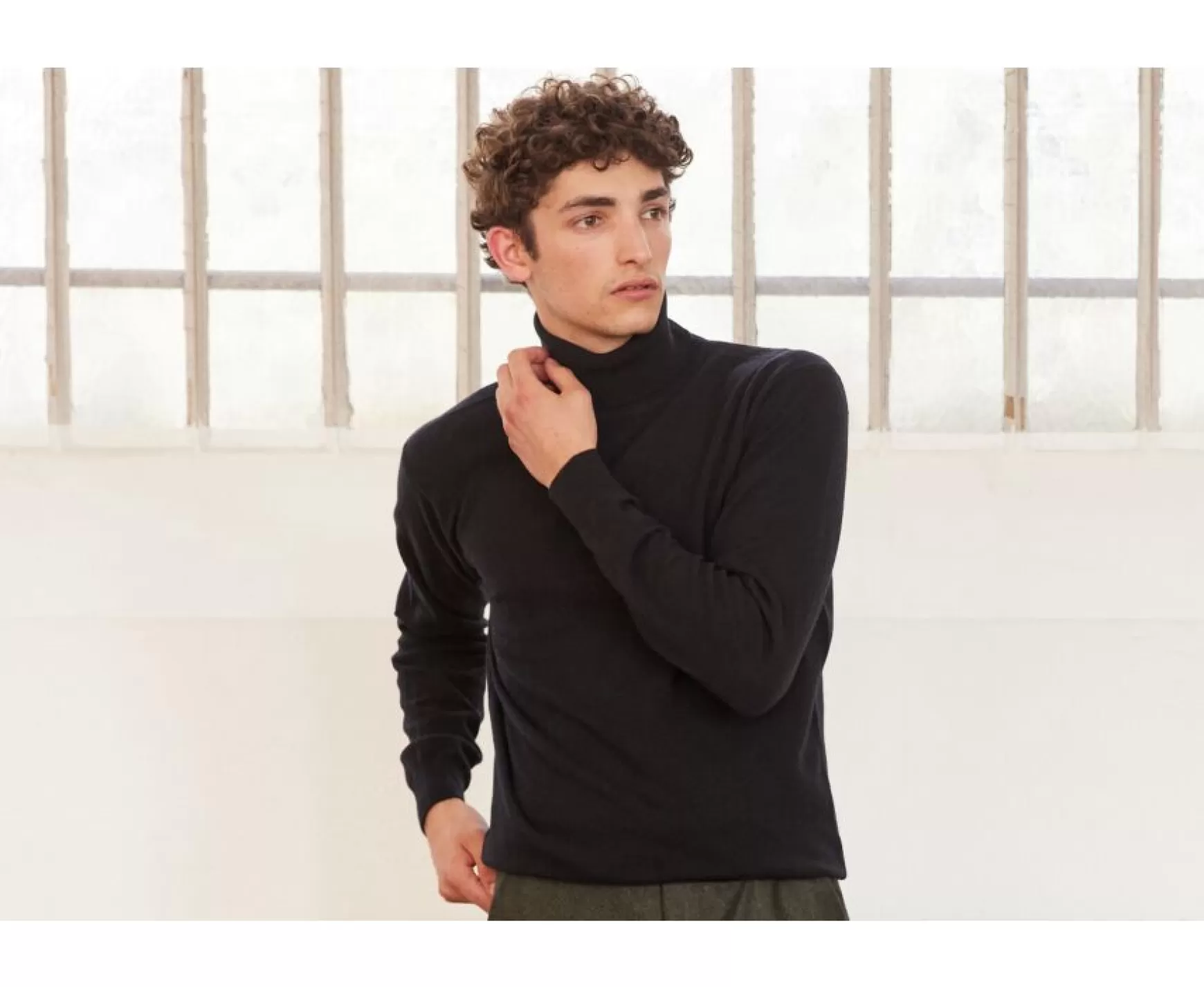 Bexley | Black Wool Roll-Neck Jumper Emeric Blackblack With Black Waistband