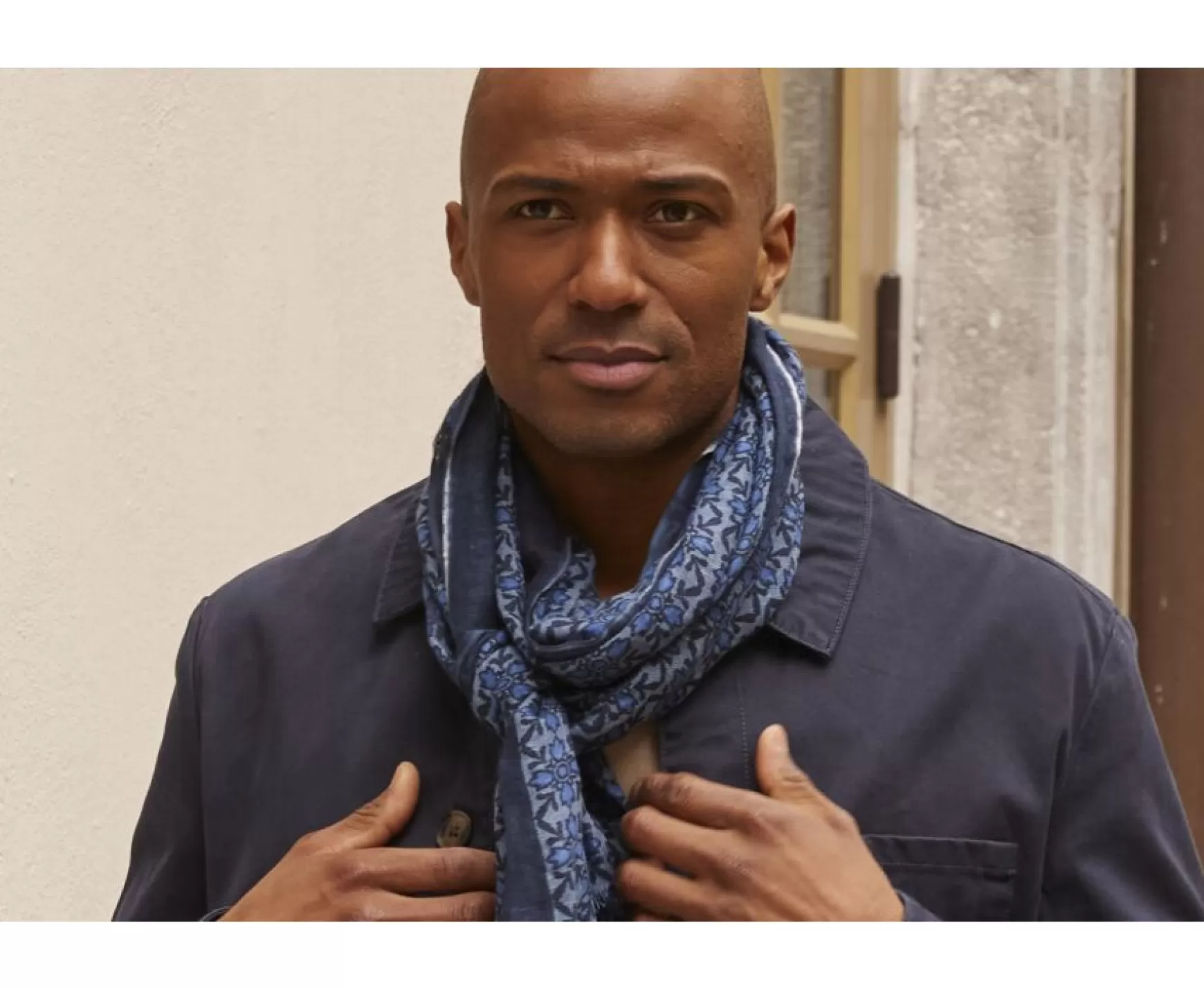 Bexley | Blue Pattern & Indigo Scarf Motif Bleu Et Bleu Indigo