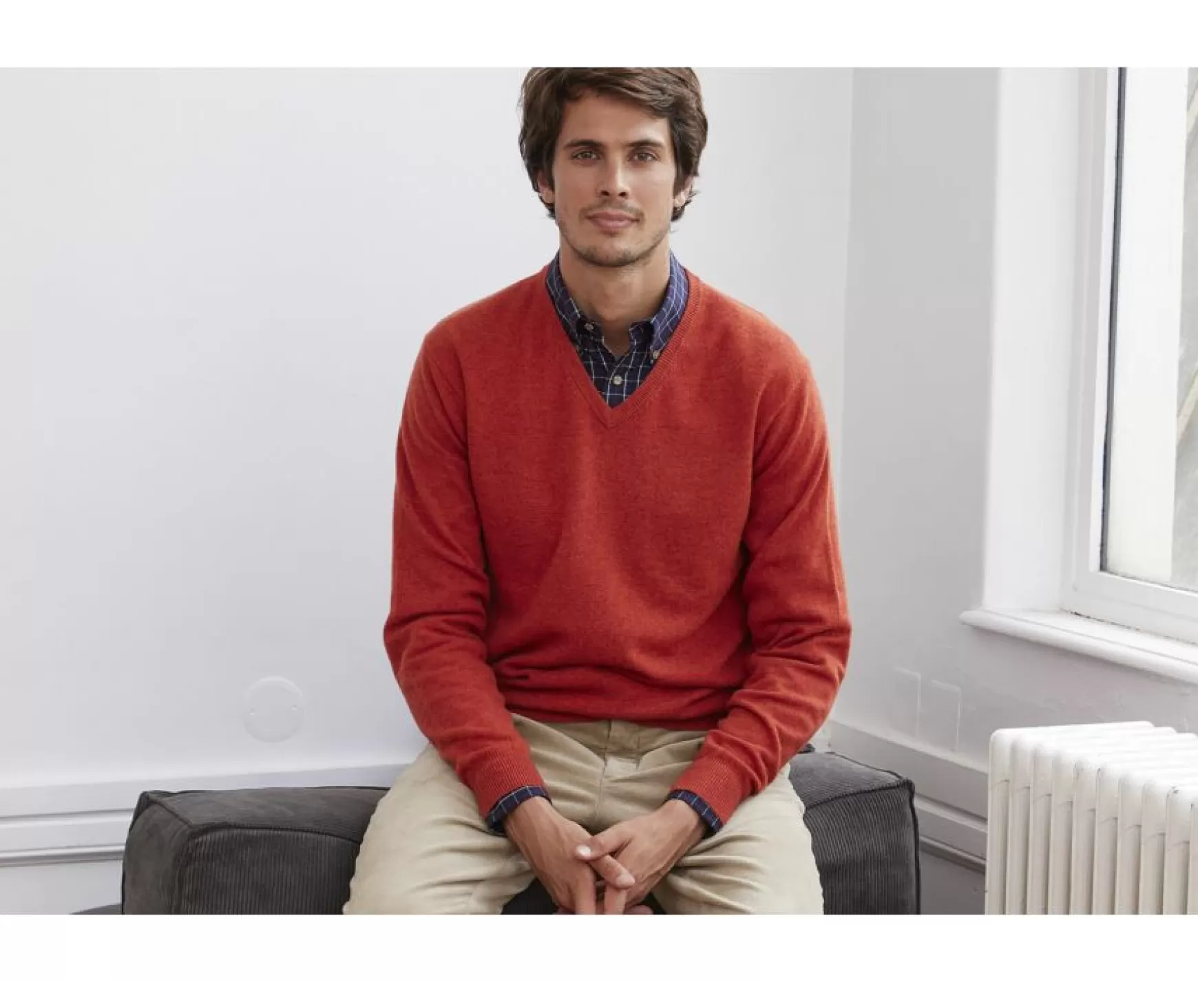 Bexley | V-Neck Wool Jumper Elian Amber Red